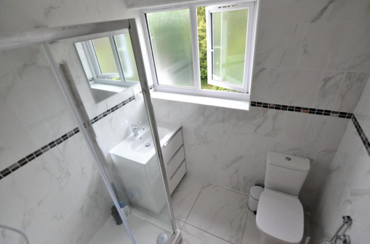 Double Bedroom With View To The Garden Oxford Bagian luar foto