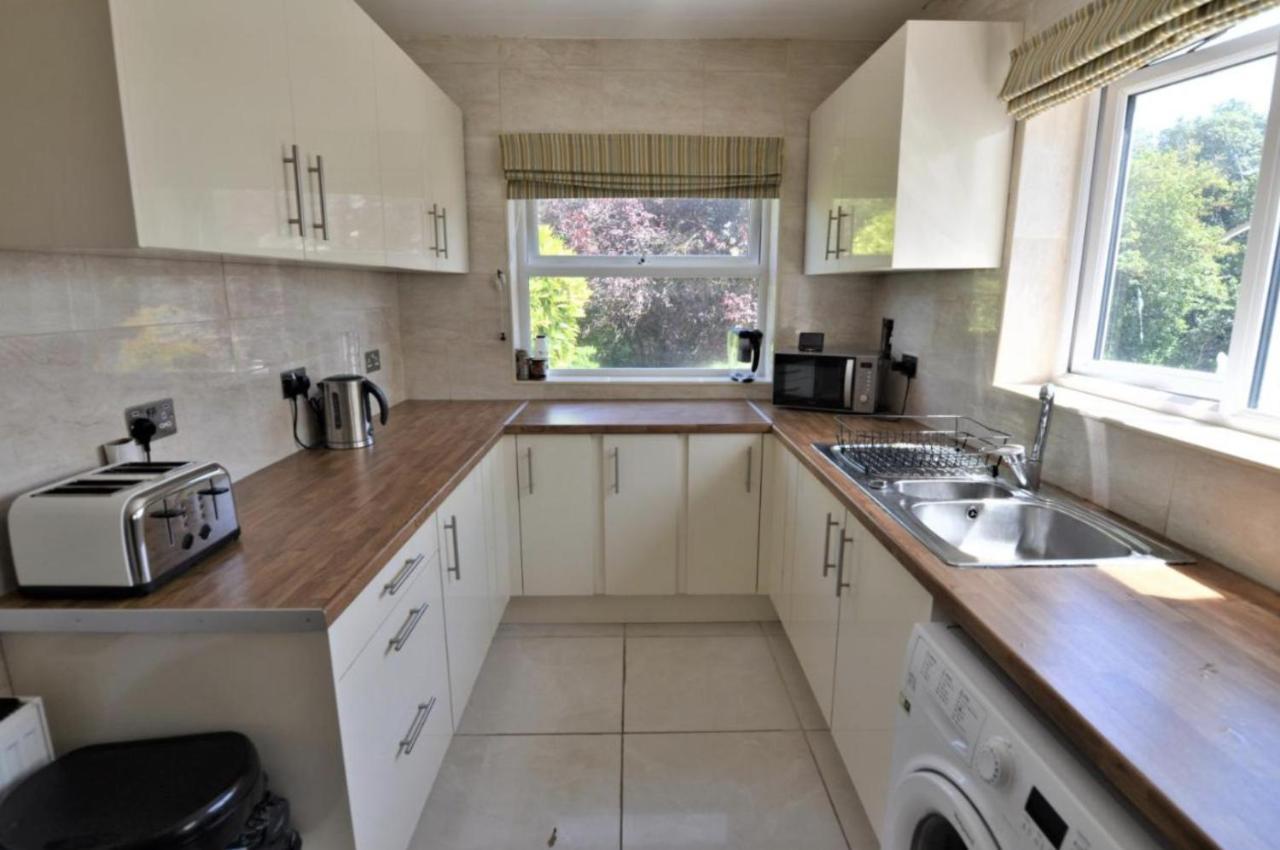 Double Bedroom With View To The Garden Oxford Bagian luar foto