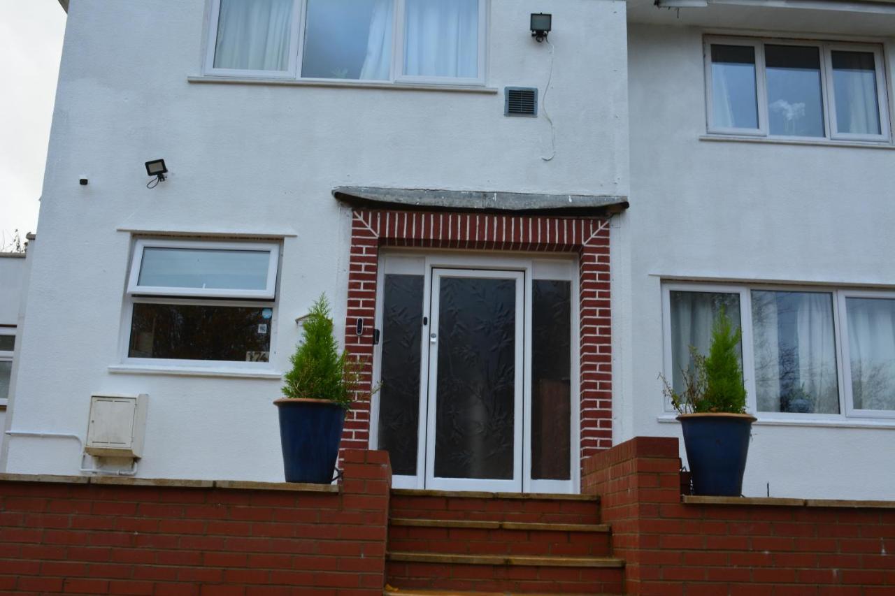 Double Bedroom With View To The Garden Oxford Bagian luar foto