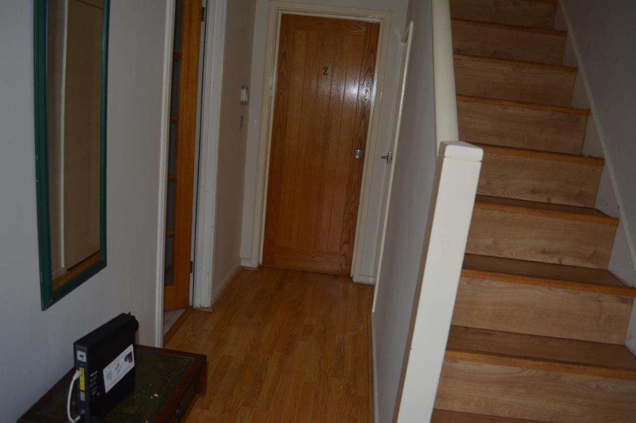 Double Bedroom With View To The Garden Oxford Bagian luar foto