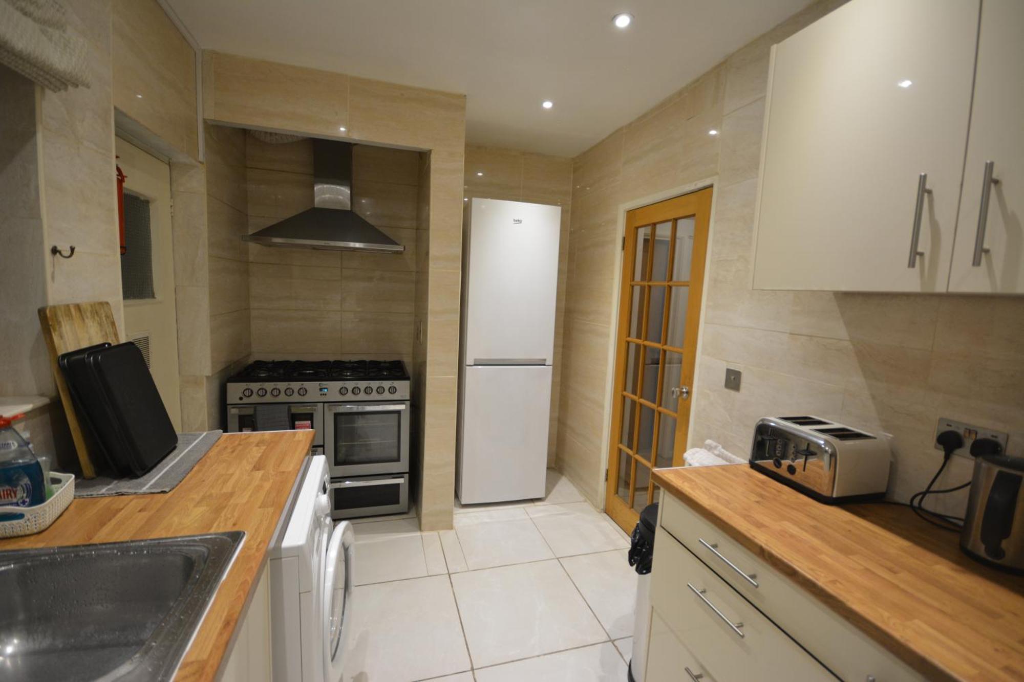 Double Bedroom With View To The Garden Oxford Bagian luar foto